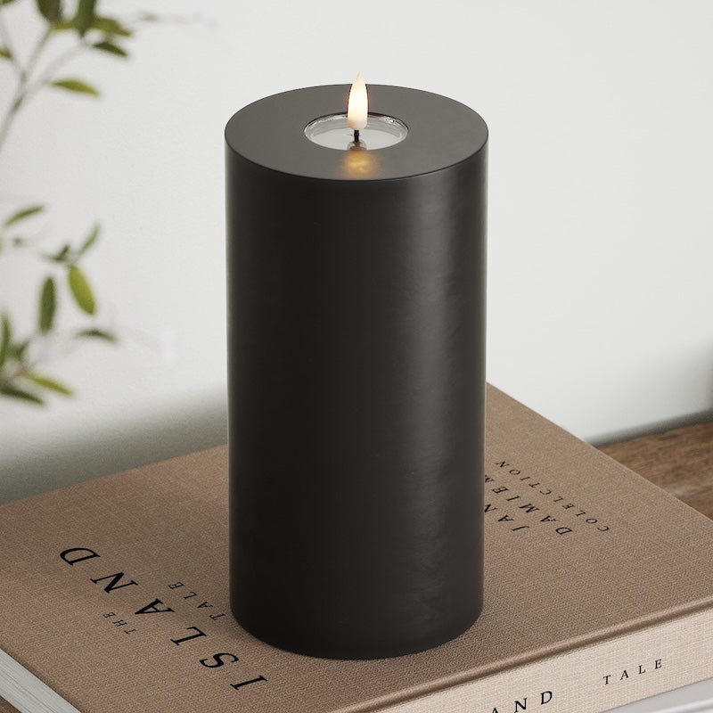 Deluxe Homeart LED Pillar candle Ø 10 x 20 cm Black