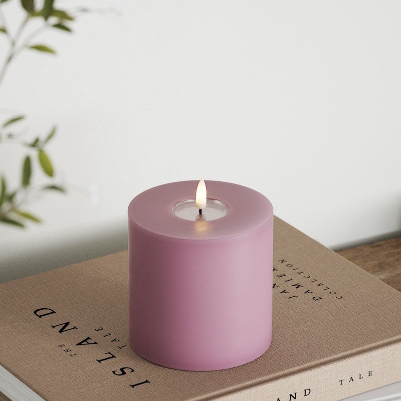 Deluxe Homeart LEDs Vela pilar Ø 10 x 10 cm Roxo claro