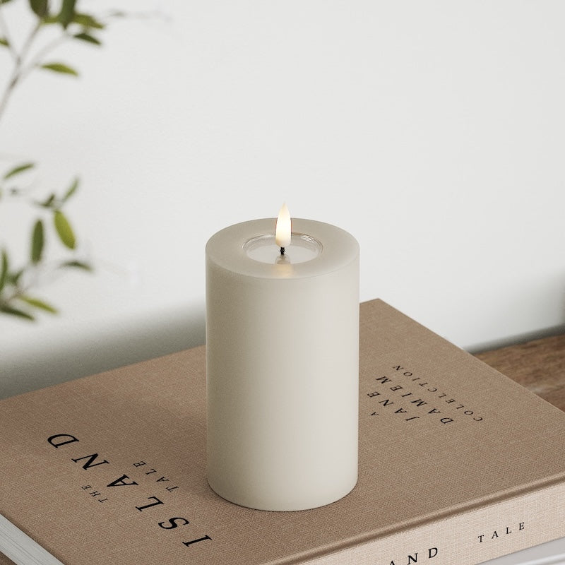 Deluxe Homeart LED blokové světlo Ø 7,5 x 12,5 cm Písková