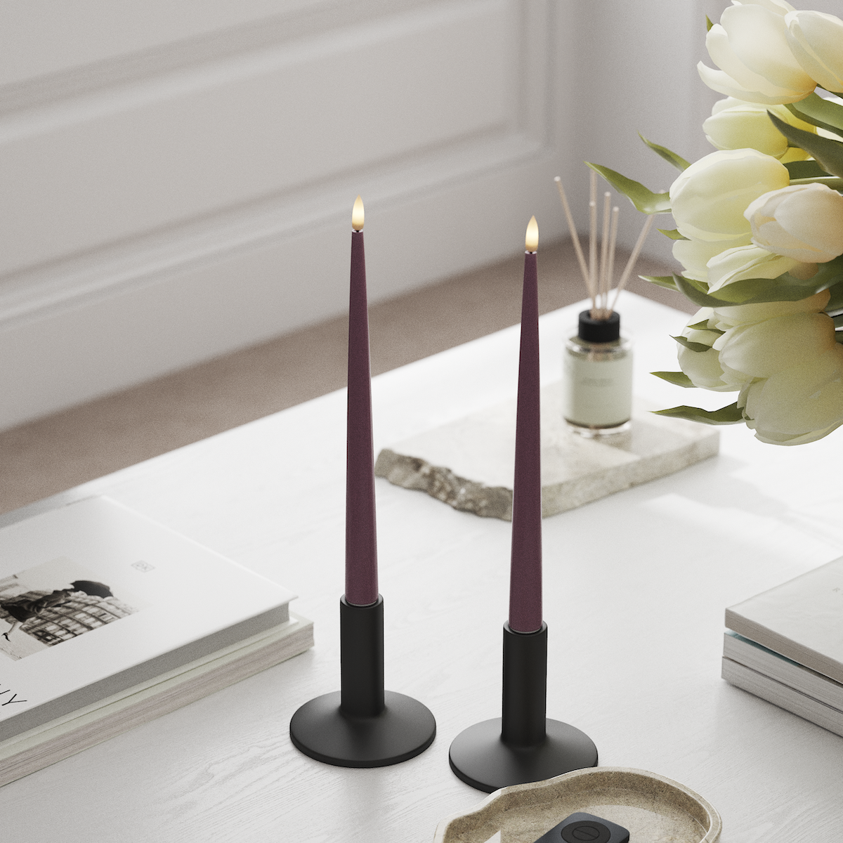 Deluxe Homeart LED světlo na svíčku s lakem, 2 kusy 28 cm Světle fialová LED světlo na svíčku 1