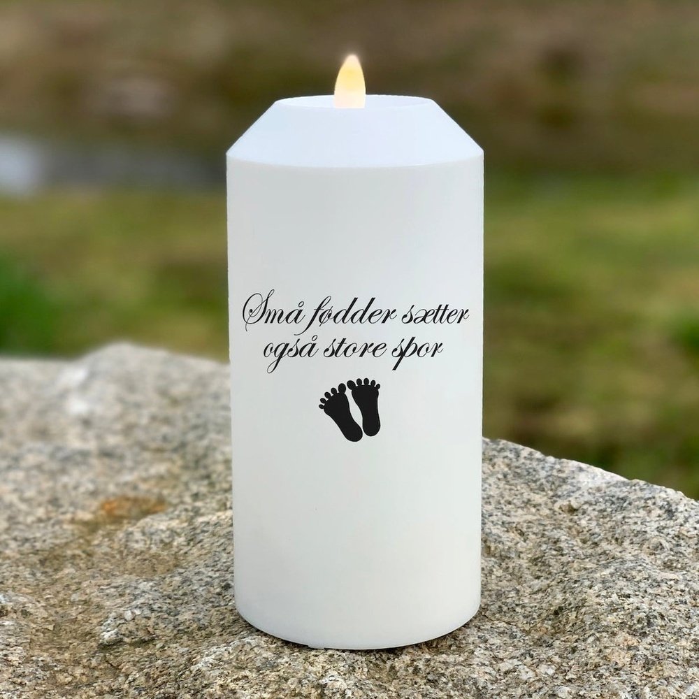 LED Grave Light Isegi väikesed jalad jätavad sügavad jäljed Deluxe Homeart 1